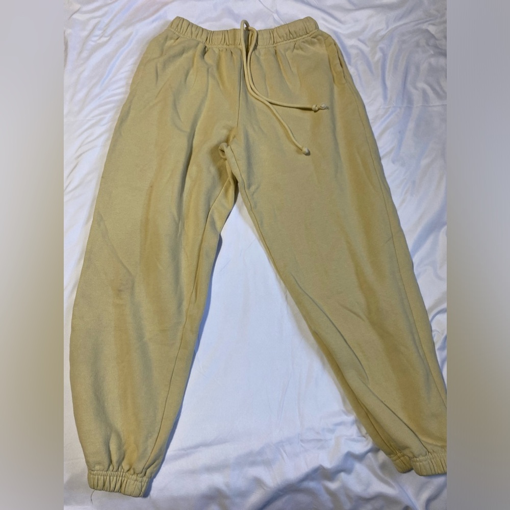 Cotton- On Yellow sweatpants (S)